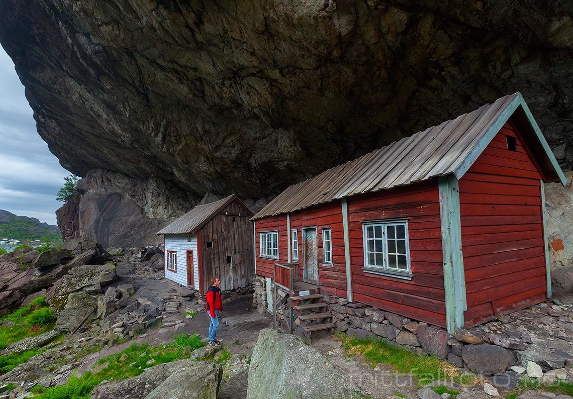 Ved Helleren nær Jøssingfjorden, Sokndal, Rogaland<br>Bildenr 20140519-075.