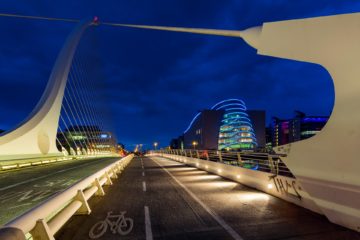 Samuel Beckett Bridge i Dublin, Irland.