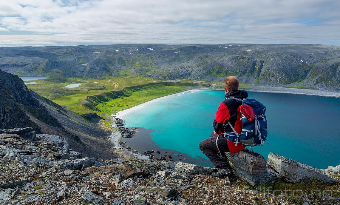 Ved Kinnar-Sandfjorden på Nordkinnhalvøya, Lebesby, Finnmark.<br>Bildenr 20170801-385.