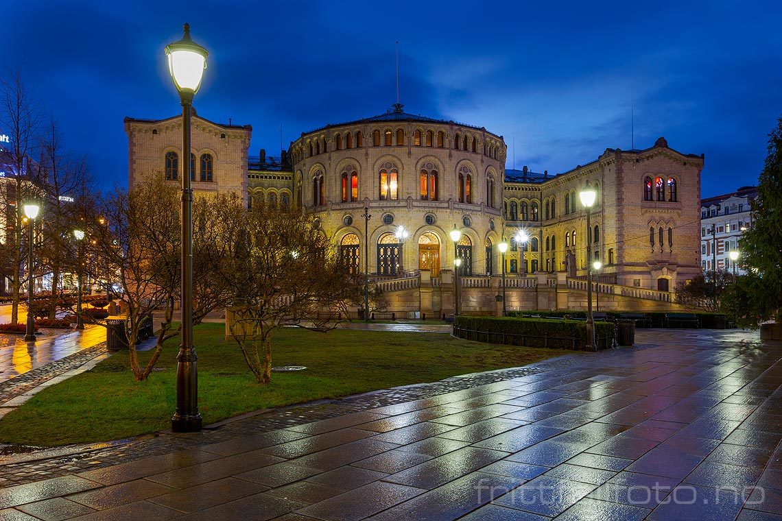 Morgen ved Stortinget, Oslo.<br>Bildenr 20181202-062.