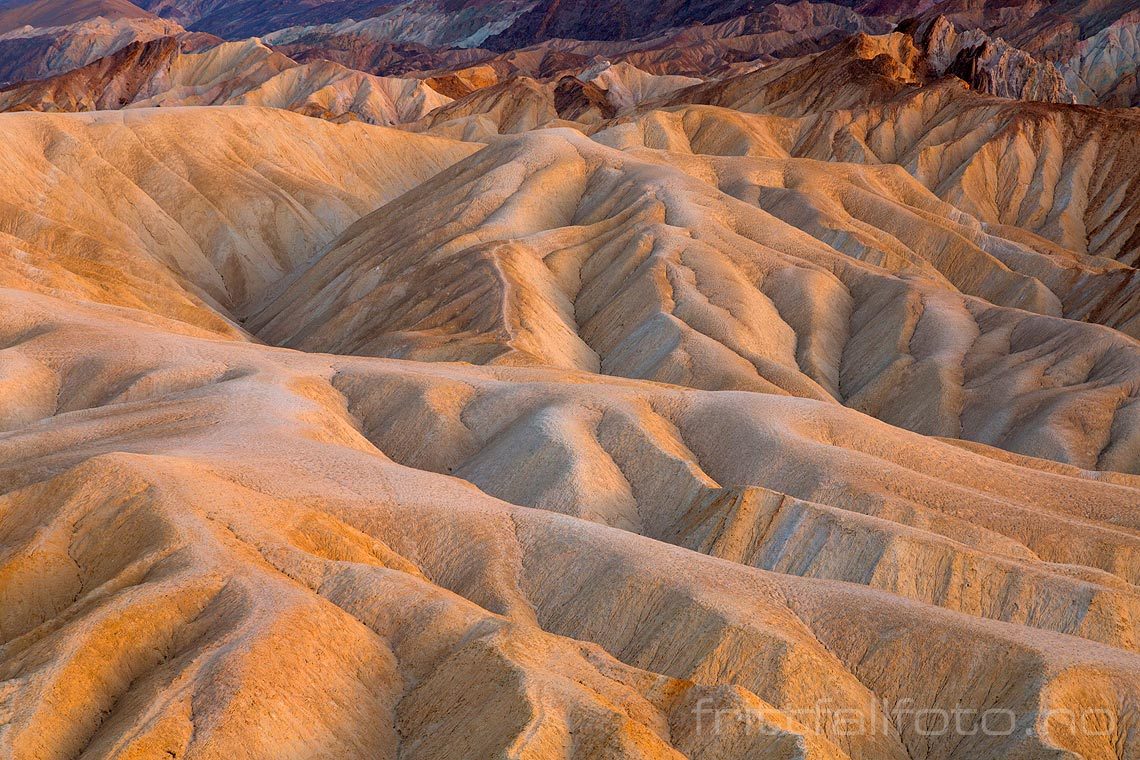 Kveld ved Zabriskie Point i Death Valley National Park, Inyo County, California, USA.<br>Bildenr 20170412-329.