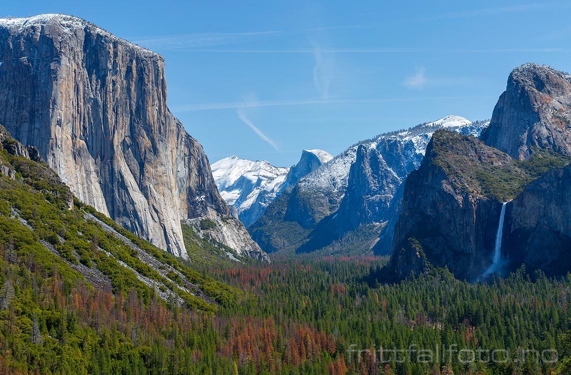 Yosemite Valley i Sierra Nevada, Mariposa County, California, USA.<br>Bildenr 20170414-672.