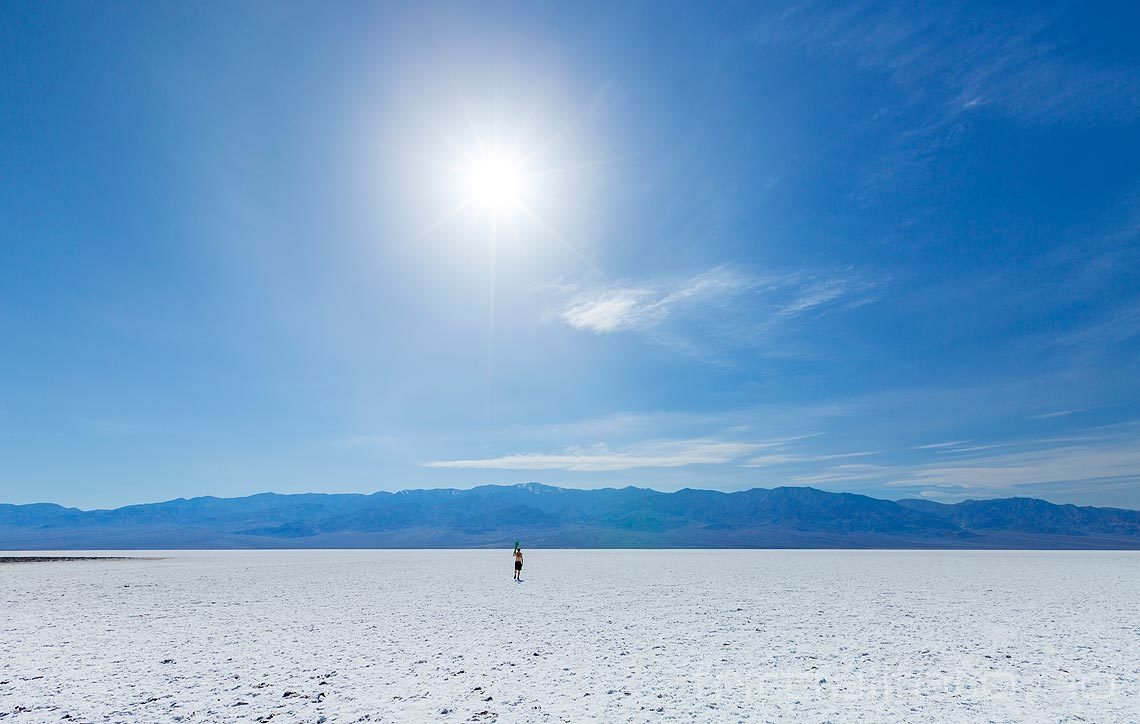 Ved Badwater Basin i Death Valley National Park, Inyo County, California, USA.<br>Bildenr 20170415-188.