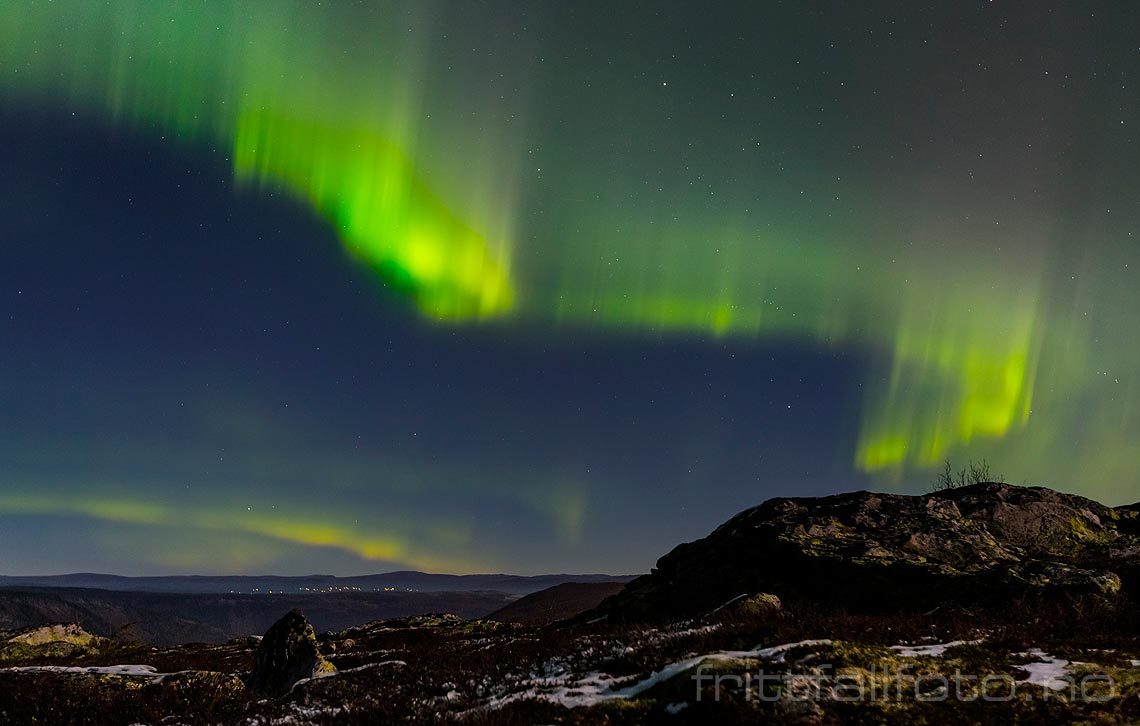 Nordlys nær Gaustablikk, Tinn, Telemark.<br>Bildenr 20161013-033.