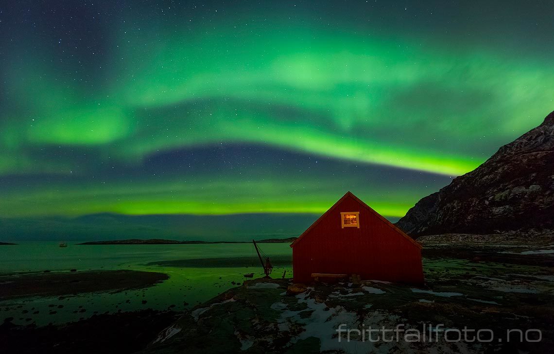 Nordlys ved Mjelle, Bodø, Nordland.<br>Bildenr 20170104-227.