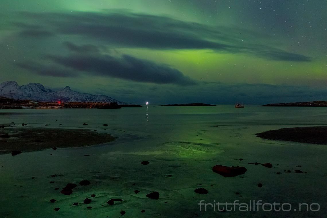 Nordlys ved Mjelle, Bodø, Nordland.<br>Bildenr 20170104-257.