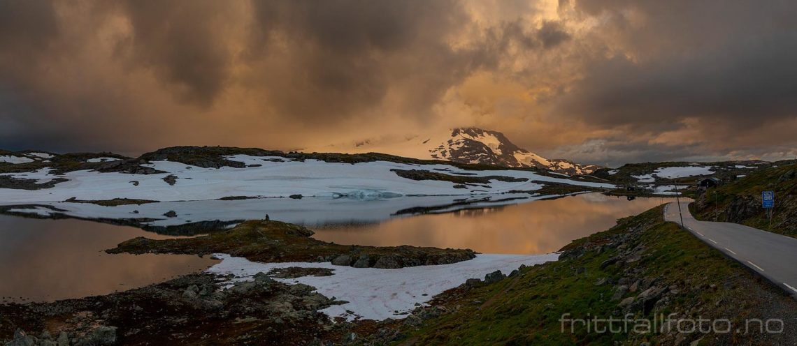 Kveldslys på Sognefjellet, Lom, Innlandet.<br>Bildenr 20210708-697-698.