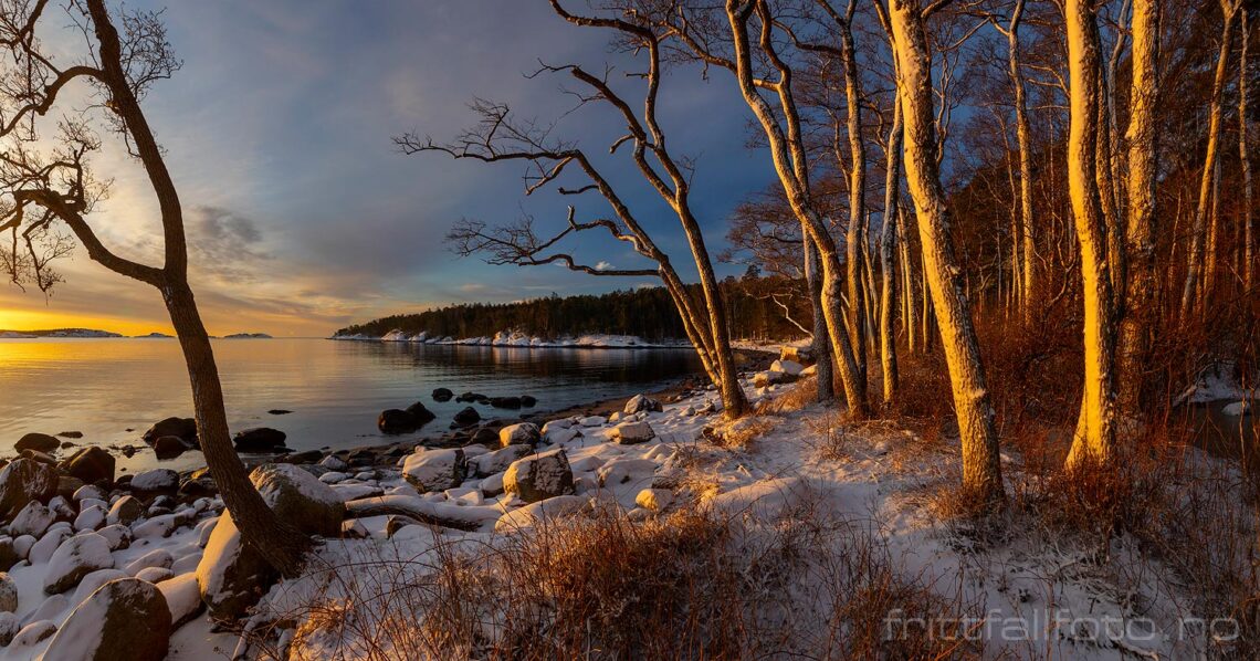 Stille vintermorgen på Østerøya, Sandefjord, Vestfold.<br>Bildenr 20230204-101-102.