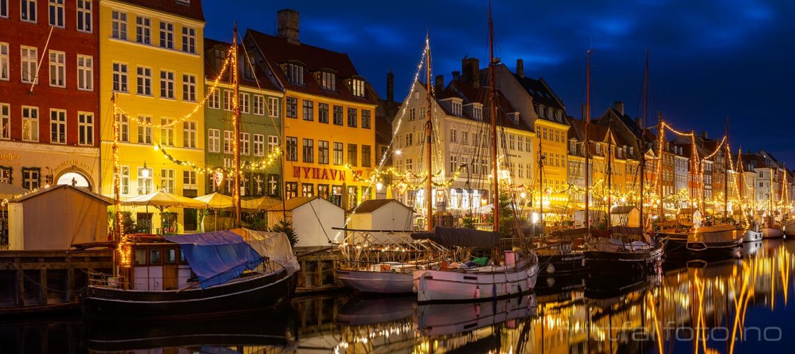 Morgen ved Nyhavn i København, Københavns kommune, Hovedstaden, Danmark.<br>Bildenr 20231126-016-017.